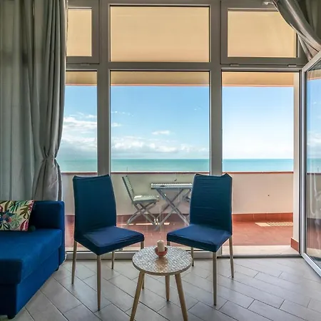 דירה Front מארינלה די סרזאנה