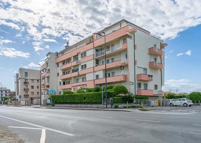 Front Lejlighed Marinella di Sarzana